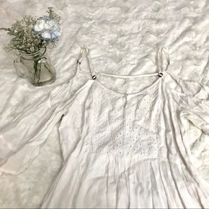 Bohemian Off shoulder open back dress 👗